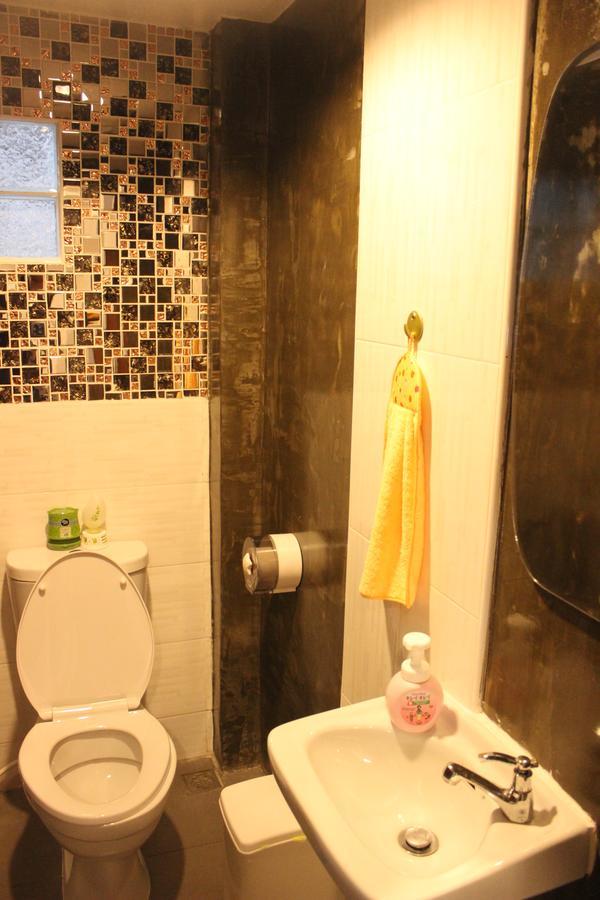 Rak Khun Hostel 치앙마이 외부 사진